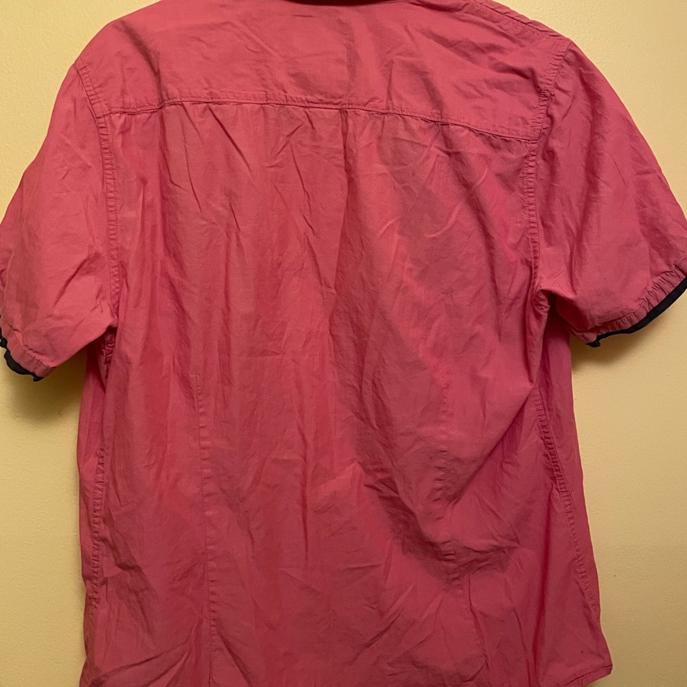 Pink guess button up - Picture 2 of 3